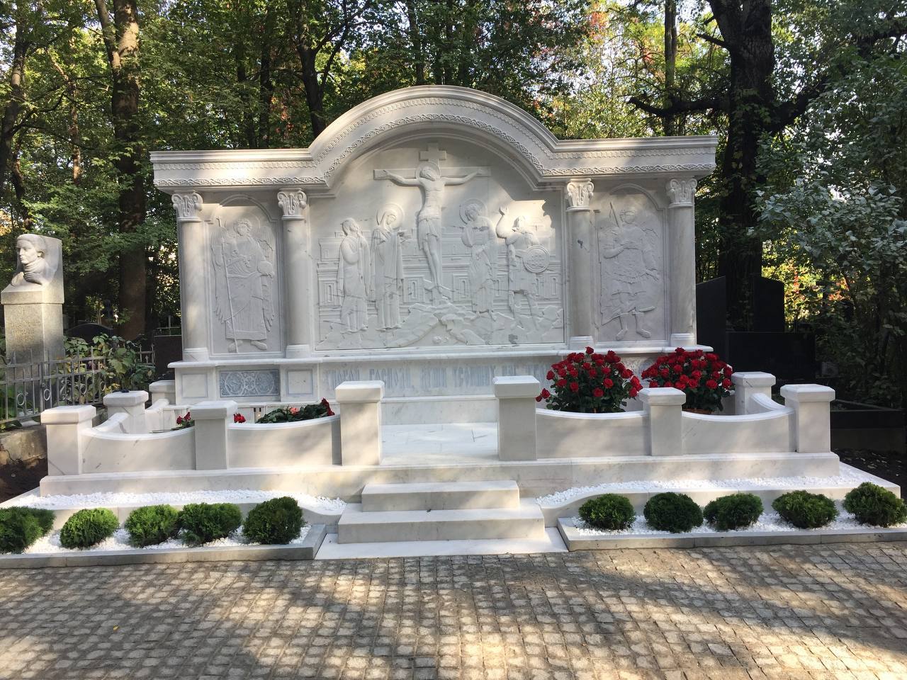 Сімейні та нестандартні місця поховання — фото 10