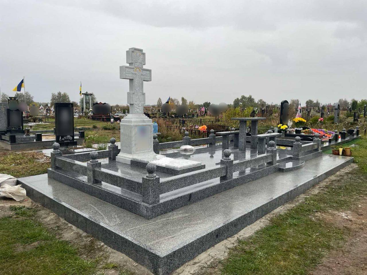 Сімейні та нестандартні місця поховання — фото 17