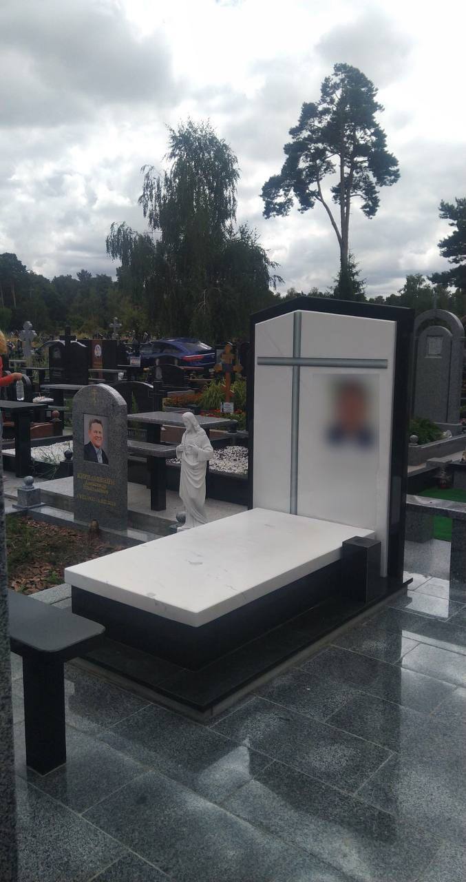 Одинарні місця поховання — фото 23