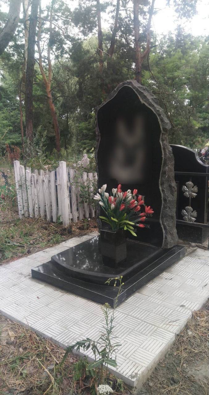 Одинарні місця поховання — фото 25