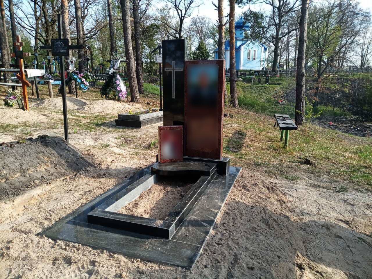 Одинарні місця поховання — фото 28